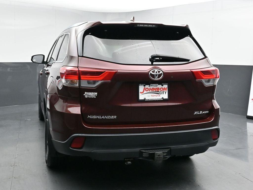 used 2018 Toyota Highlander car, priced at $20,266