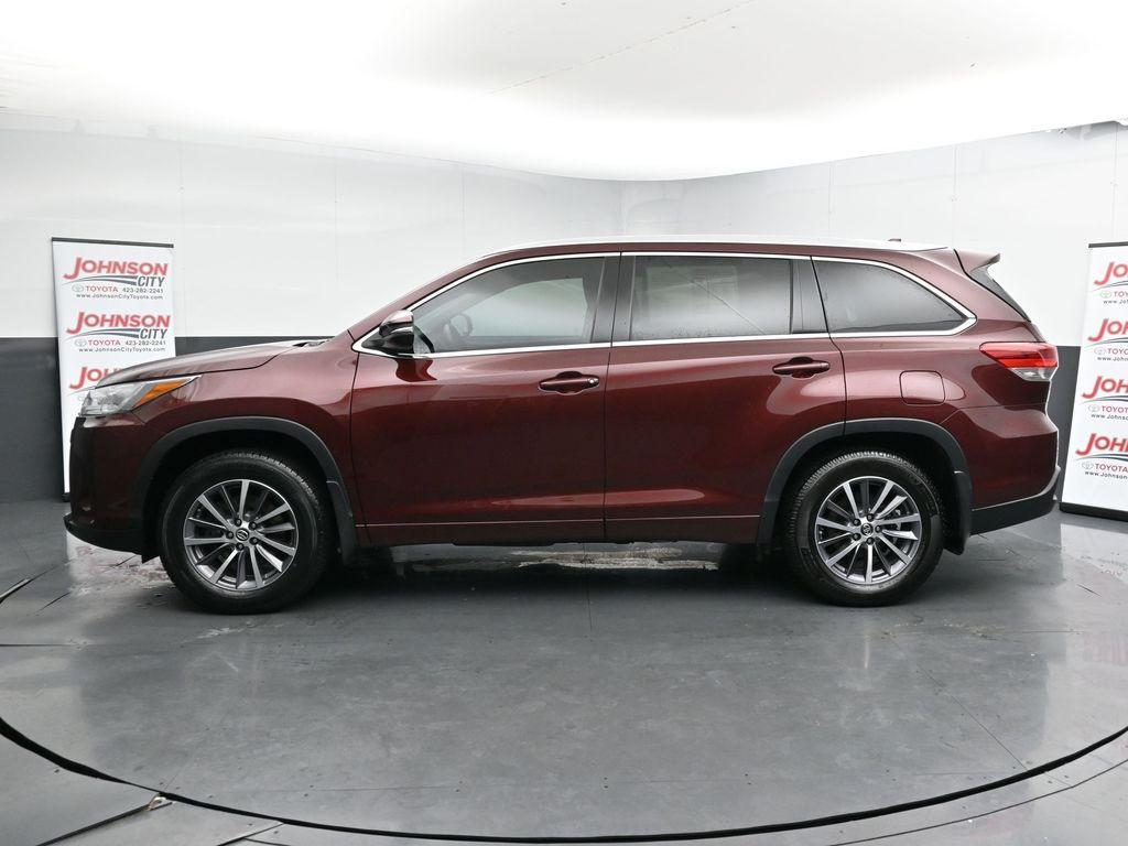 used 2018 Toyota Highlander car, priced at $20,266