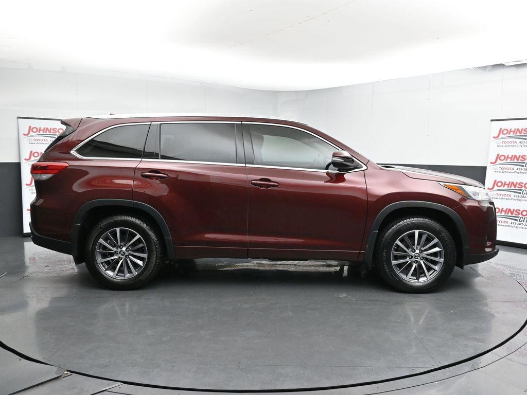 used 2018 Toyota Highlander car, priced at $20,266