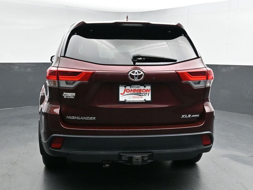 used 2018 Toyota Highlander car, priced at $20,266