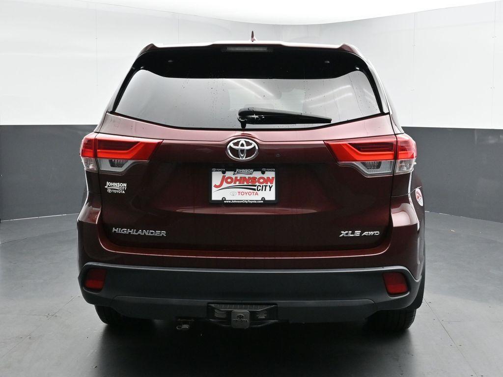 used 2018 Toyota Highlander car, priced at $20,266