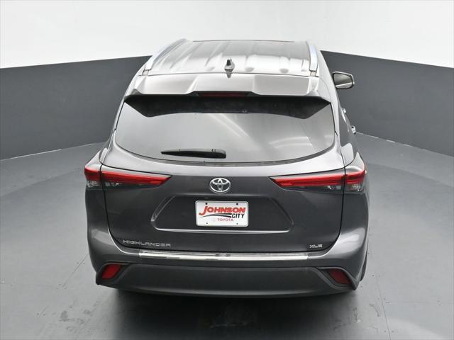 used 2021 Toyota Highlander car, priced at $38,534