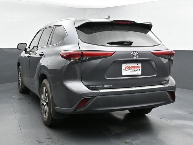 used 2021 Toyota Highlander car, priced at $38,534