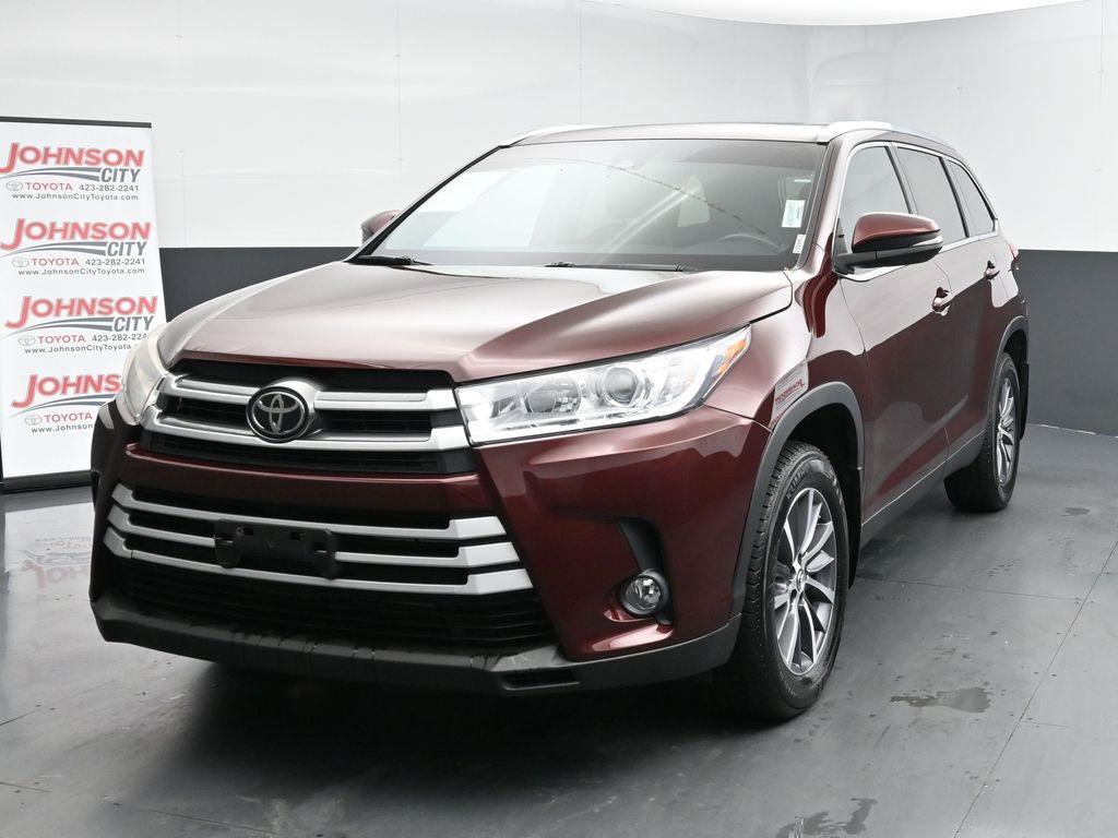 used 2019 Toyota Highlander car, priced at $25,811