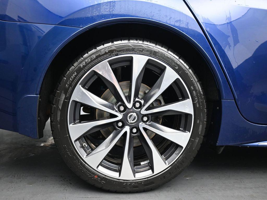 used 2016 Nissan Maxima car, priced at $14,544
