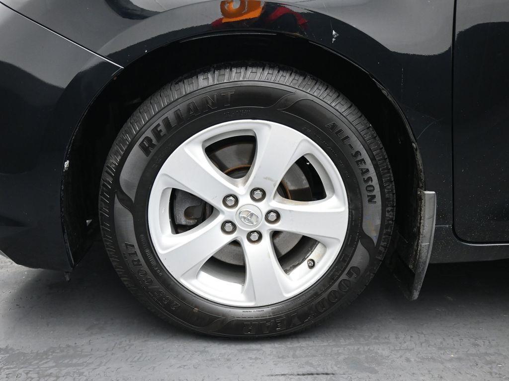 used 2016 Toyota Sienna car, priced at $22,486