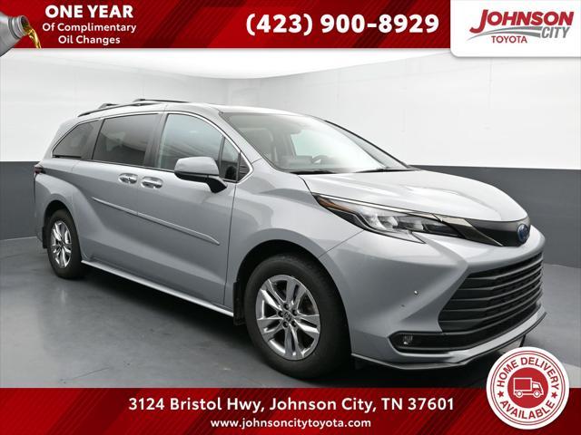 used 2022 Toyota Sienna car, priced at $43,003