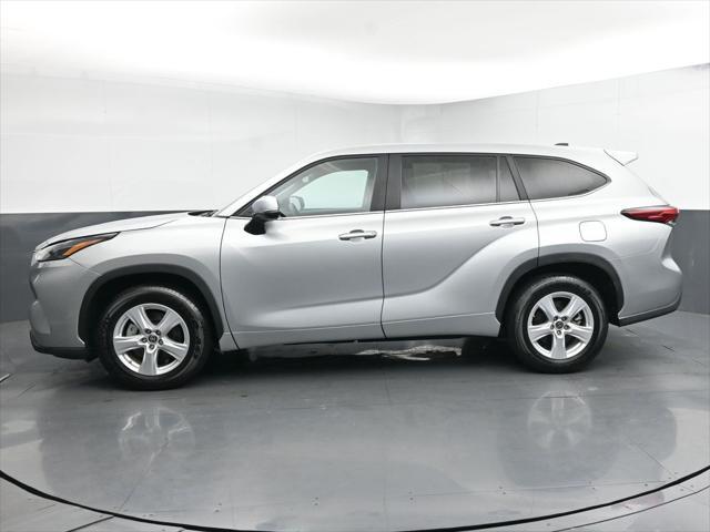 used 2023 Toyota Highlander car, priced at $37,588