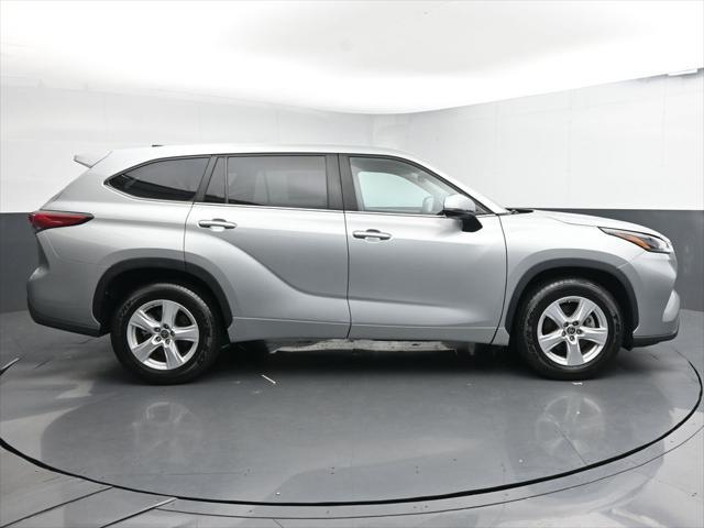 used 2023 Toyota Highlander car, priced at $37,588