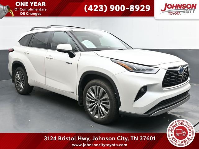 used 2021 Toyota Highlander Hybrid car, priced at $40,016