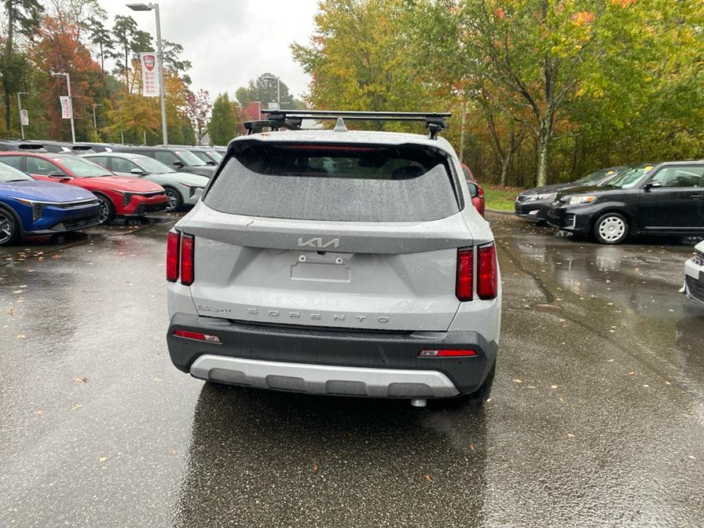 used 2022 Kia Sorento car, priced at $33,958