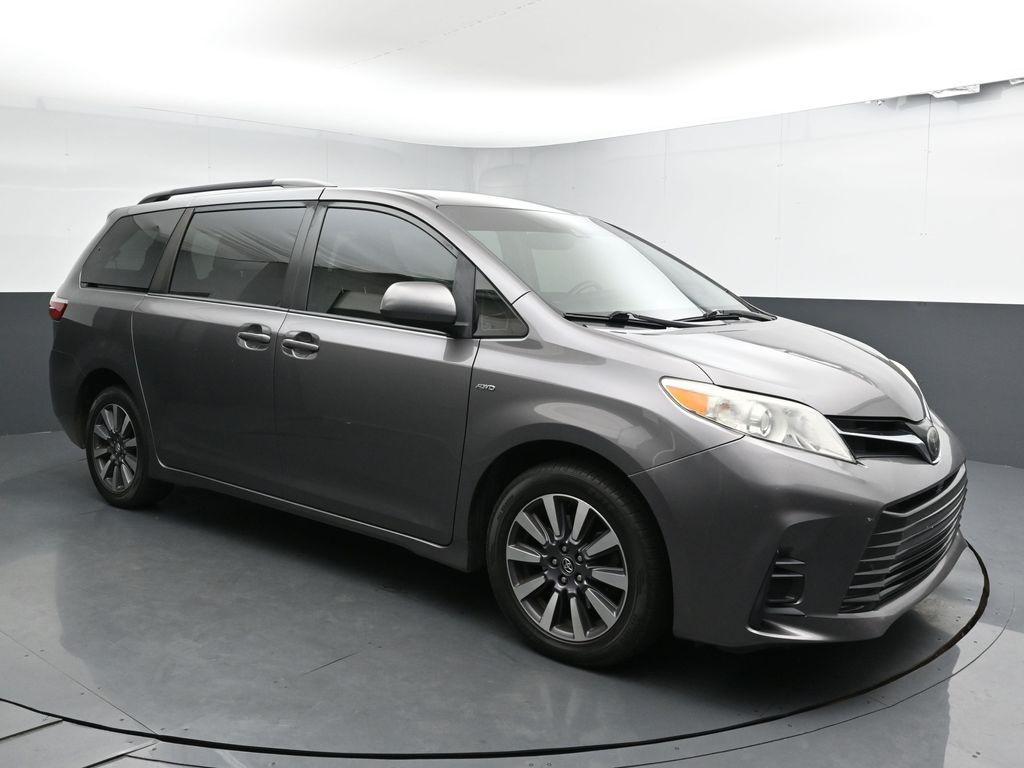 used 2018 Toyota Sienna car, priced at $18,382