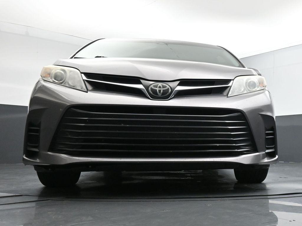 used 2018 Toyota Sienna car, priced at $18,382