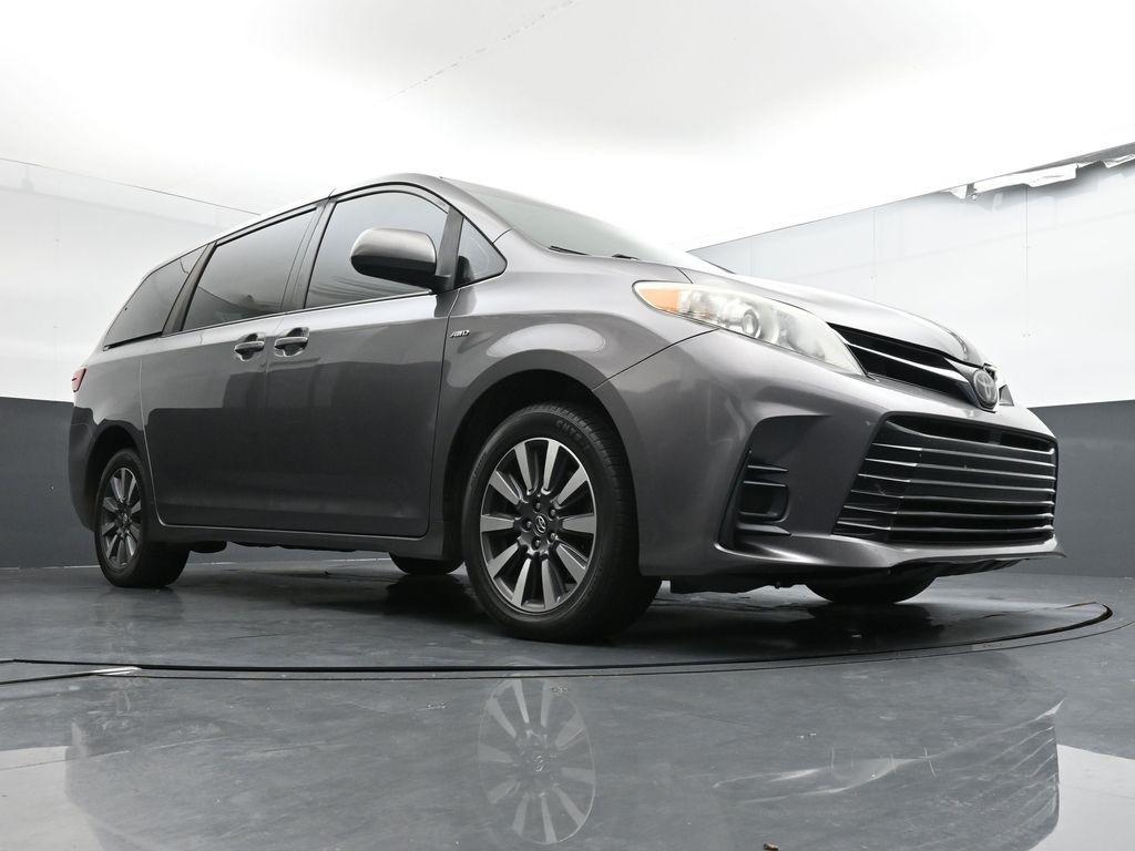 used 2018 Toyota Sienna car, priced at $18,382