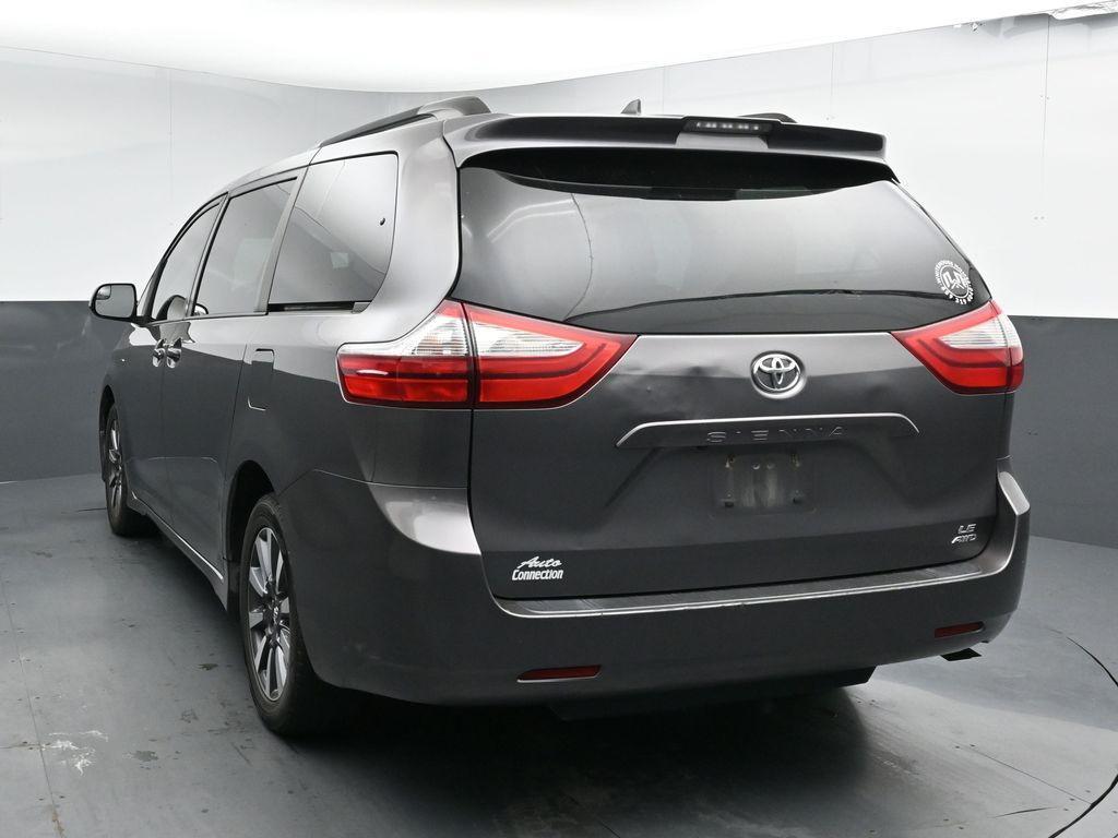 used 2018 Toyota Sienna car, priced at $18,382