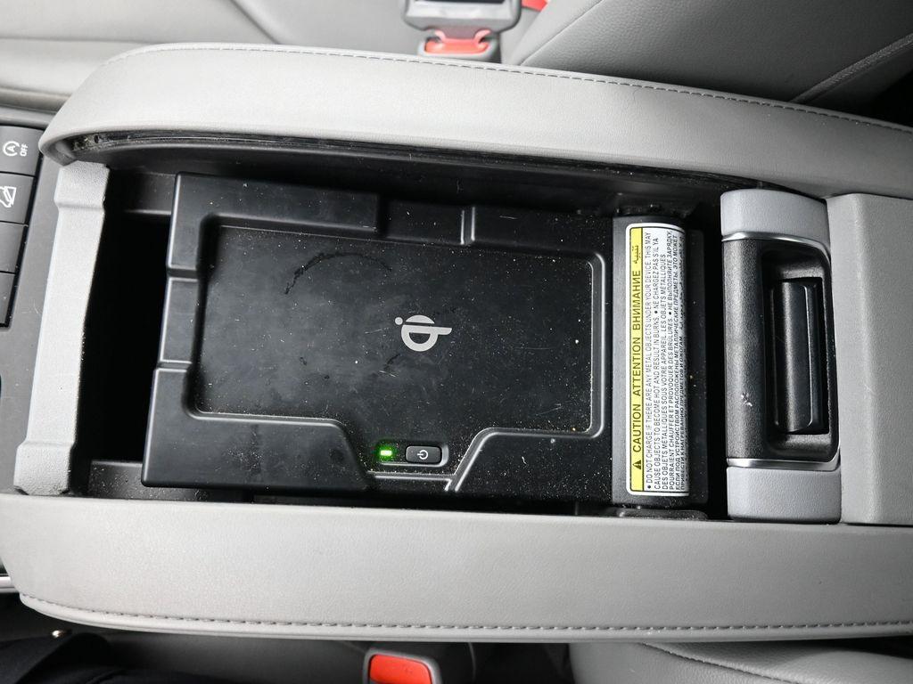 used 2022 Toyota Highlander car, priced at $36,427