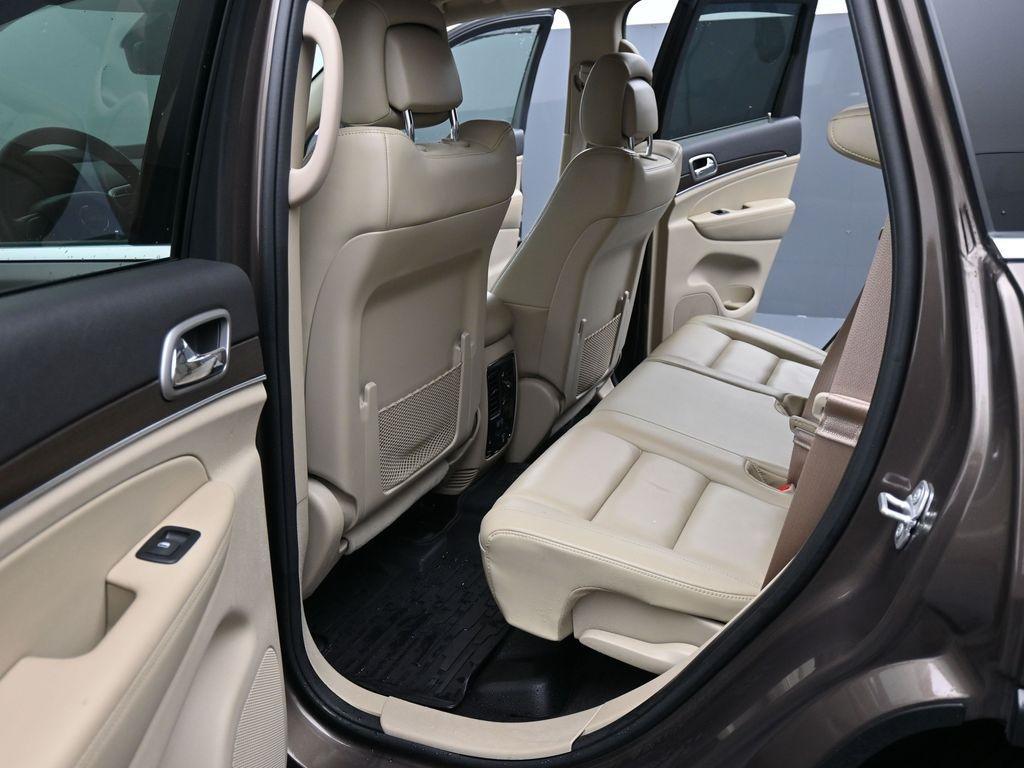 used 2018 Jeep Grand Cherokee car, priced at $18,567