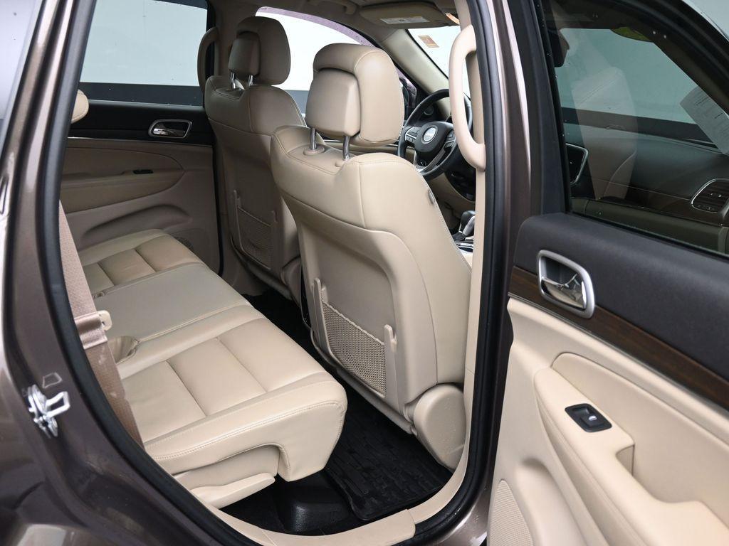 used 2018 Jeep Grand Cherokee car, priced at $18,567