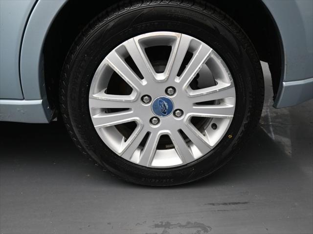 used 2008 Ford Focus car, priced at $5,780