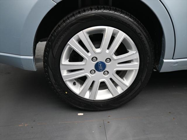 used 2008 Ford Focus car, priced at $5,780