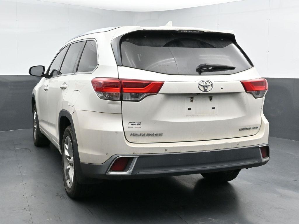 used 2017 Toyota Highlander car, priced at $18,158