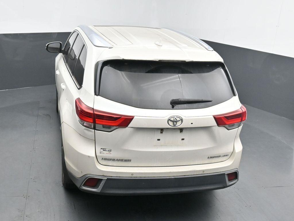 used 2017 Toyota Highlander car, priced at $18,158