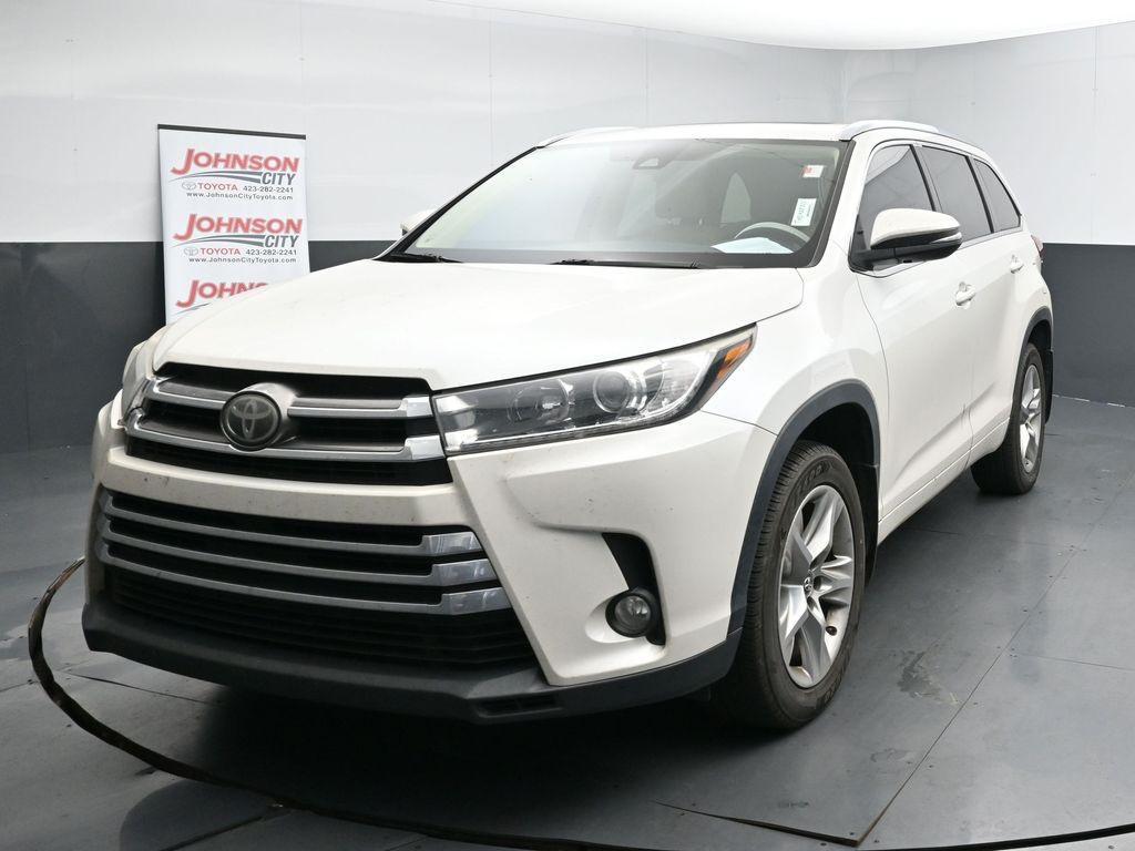 used 2017 Toyota Highlander car, priced at $18,158
