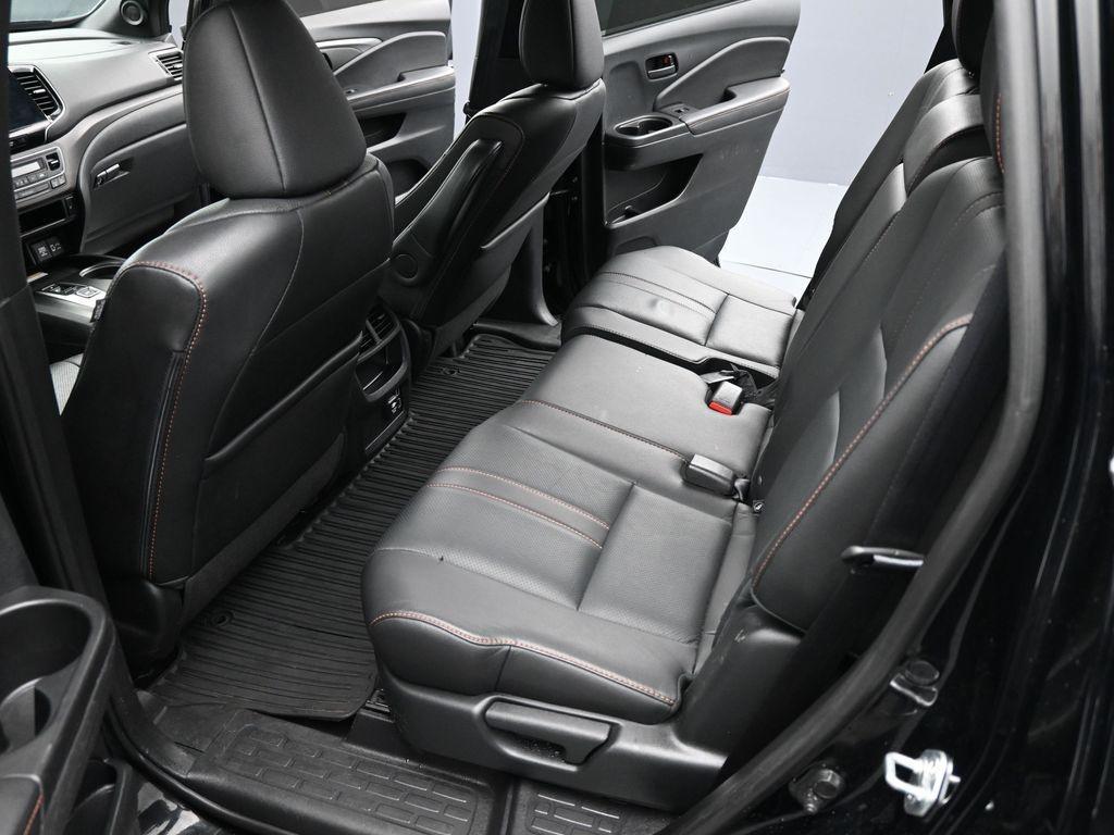 used 2022 Honda Passport car, priced at $26,556