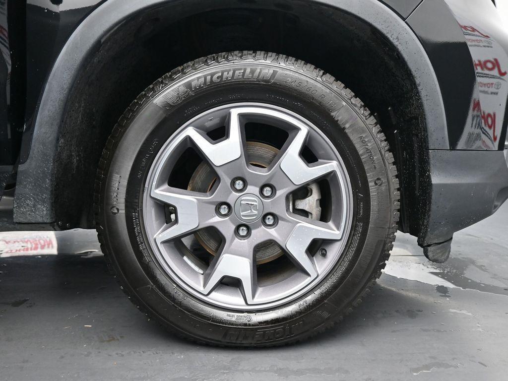 used 2022 Honda Passport car, priced at $26,556