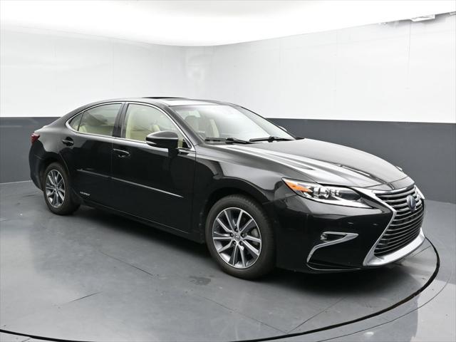 used 2016 Lexus ES 300h car, priced at $25,693
