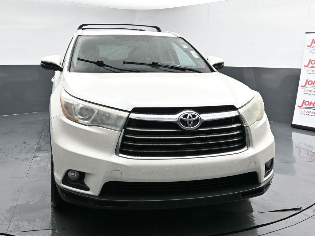 used 2015 Toyota Highlander car, priced at $19,977