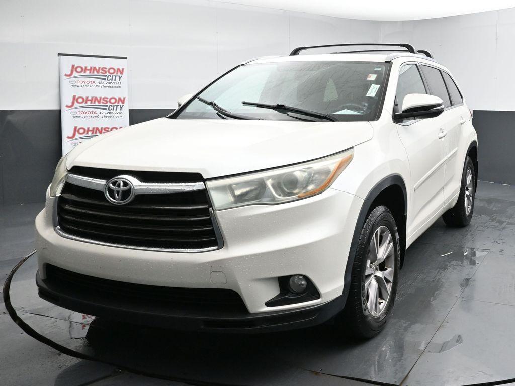 used 2015 Toyota Highlander car, priced at $19,977
