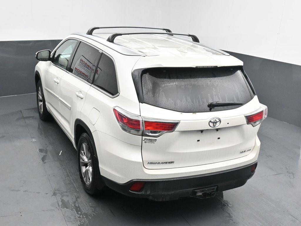 used 2015 Toyota Highlander car, priced at $19,977