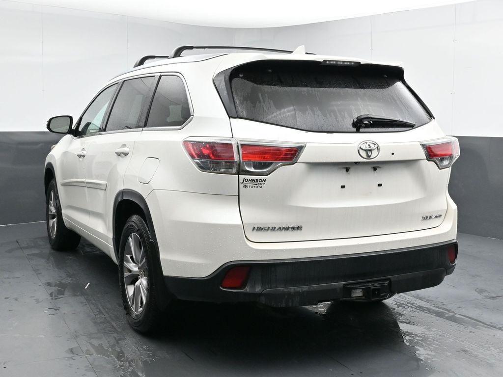 used 2015 Toyota Highlander car, priced at $19,977