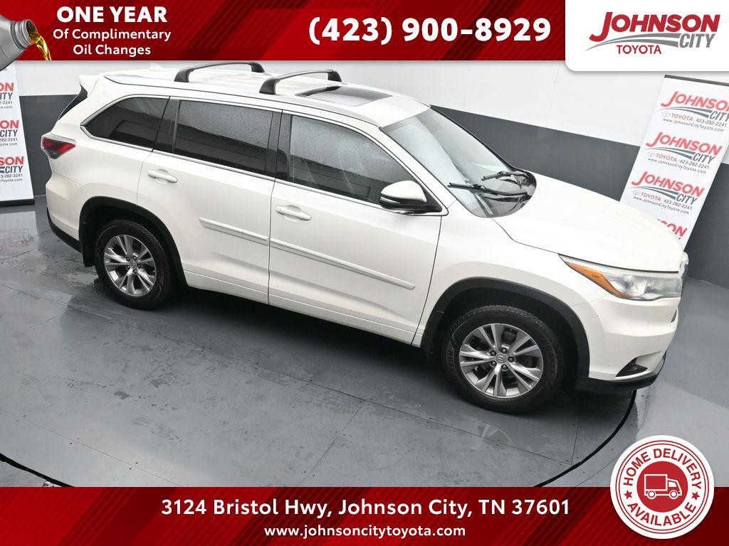 used 2015 Toyota Highlander car, priced at $19,977
