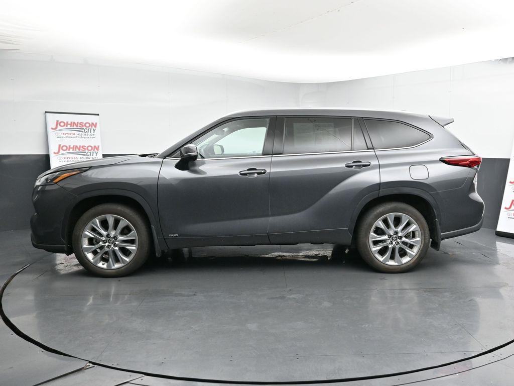 used 2023 Toyota Highlander Hybrid car, priced at $45,346