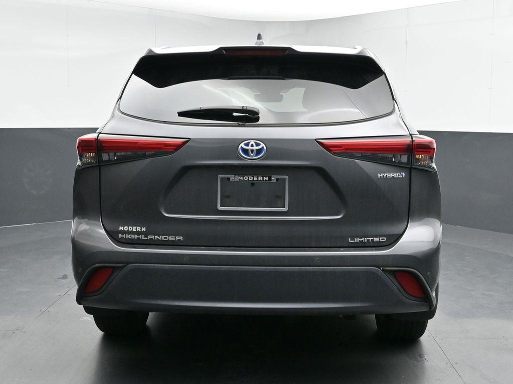 used 2023 Toyota Highlander Hybrid car, priced at $45,346