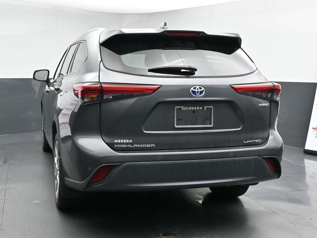 used 2023 Toyota Highlander Hybrid car, priced at $45,346
