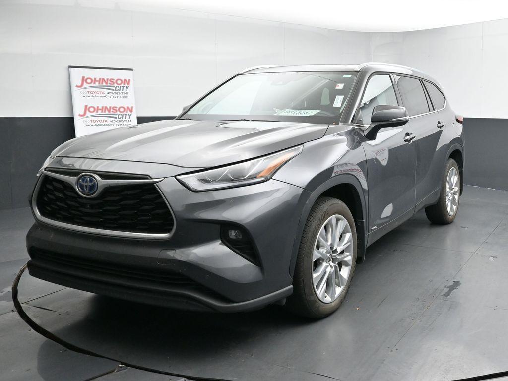 used 2023 Toyota Highlander Hybrid car, priced at $45,346