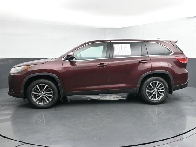 used 2019 Toyota Highlander car, priced at $29,043