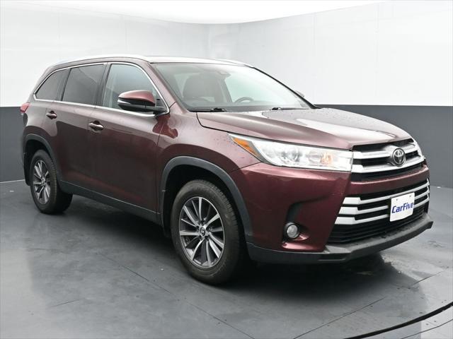 used 2019 Toyota Highlander car, priced at $29,043