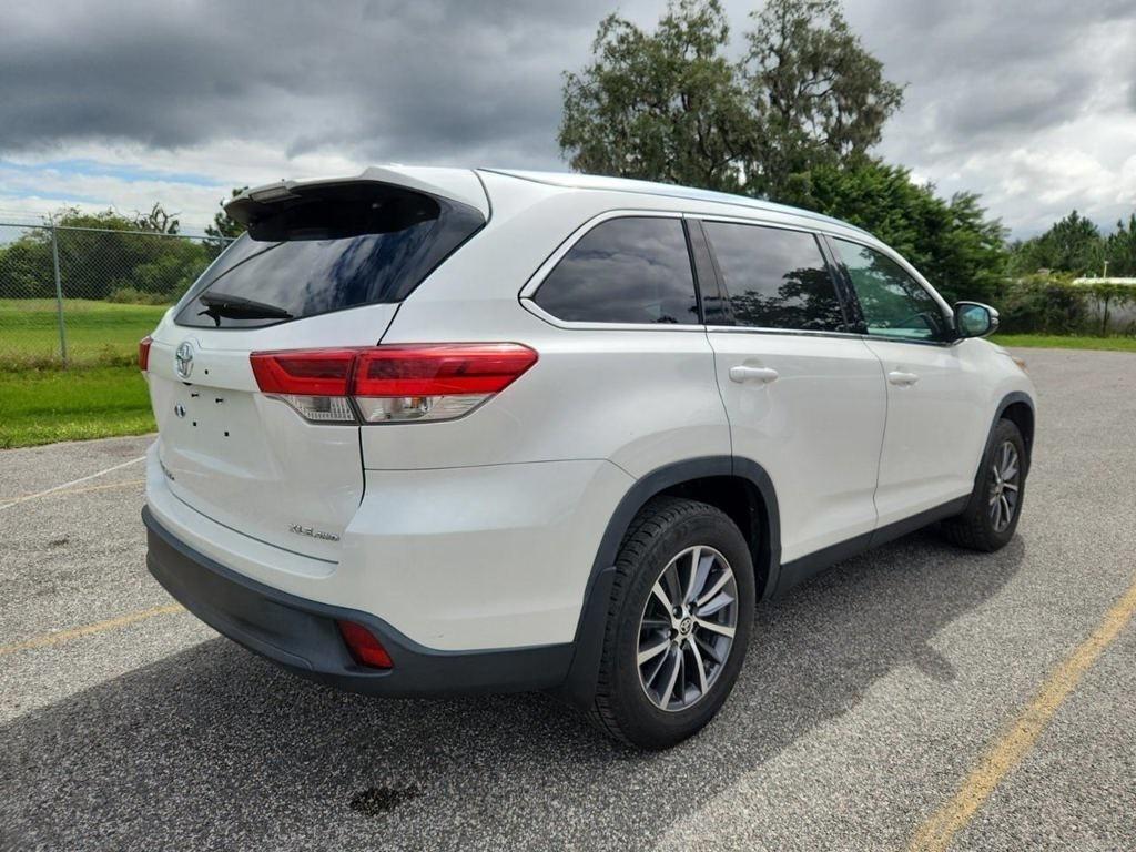 used 2019 Toyota Highlander car, priced at $30,497