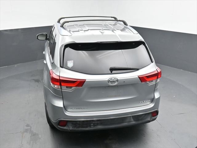 used 2017 Toyota Highlander car, priced at $22,043