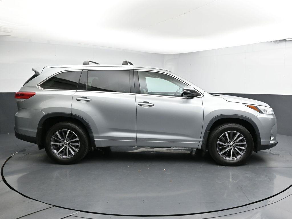 used 2017 Toyota Highlander car, priced at $19,512