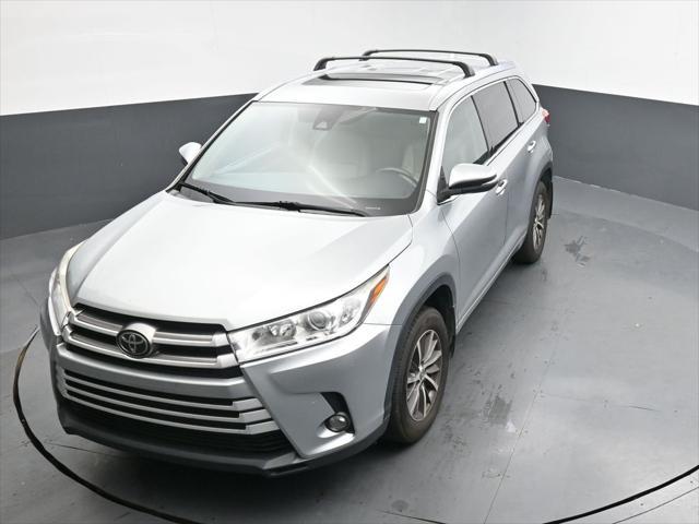 used 2017 Toyota Highlander car, priced at $22,043