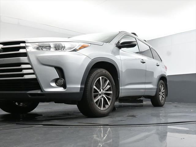 used 2017 Toyota Highlander car, priced at $22,043