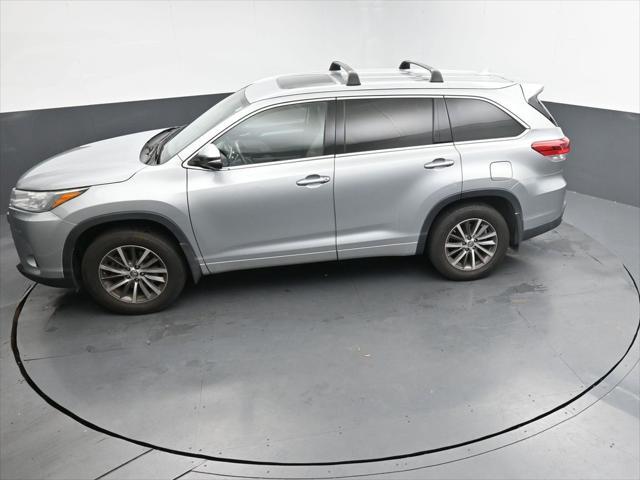 used 2017 Toyota Highlander car, priced at $22,043