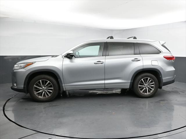 used 2017 Toyota Highlander car, priced at $22,043