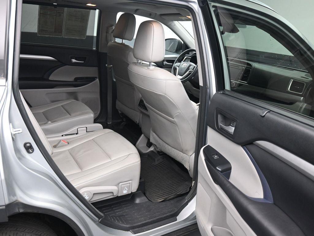 used 2017 Toyota Highlander car, priced at $19,512