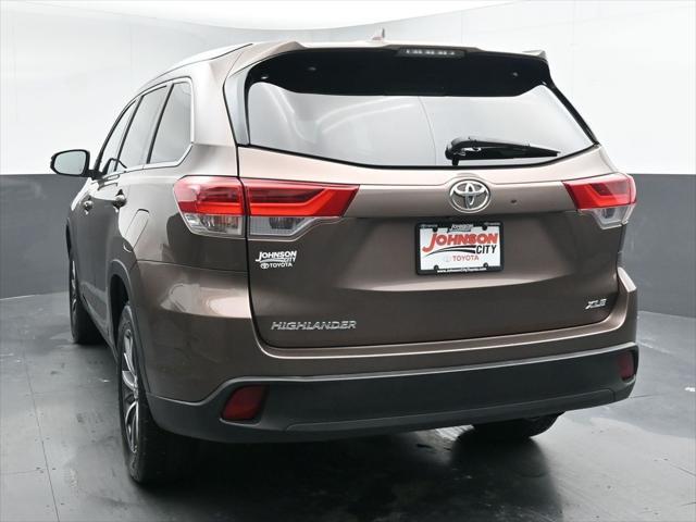 used 2019 Toyota Highlander car, priced at $22,453